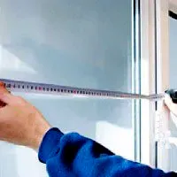Устранение перекоса пластиковых окон